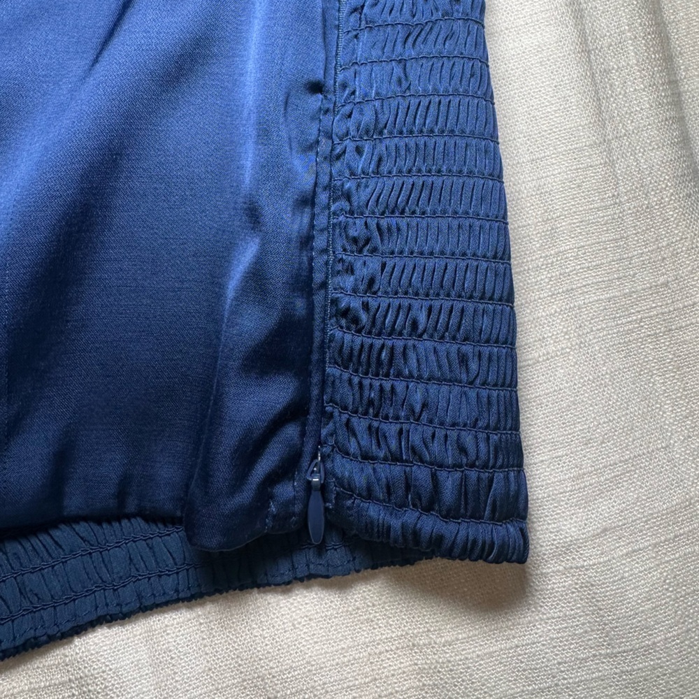 Abercrombie & Fitch Cropped Satin Plunge Navy Blouse - Picture 9 of 15
